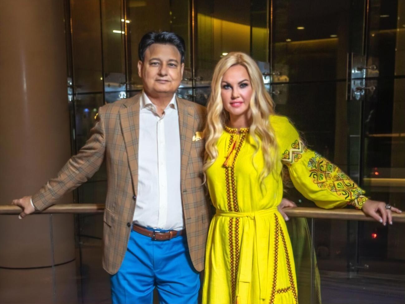 Камалия и Захур воспитывают двух дочерей