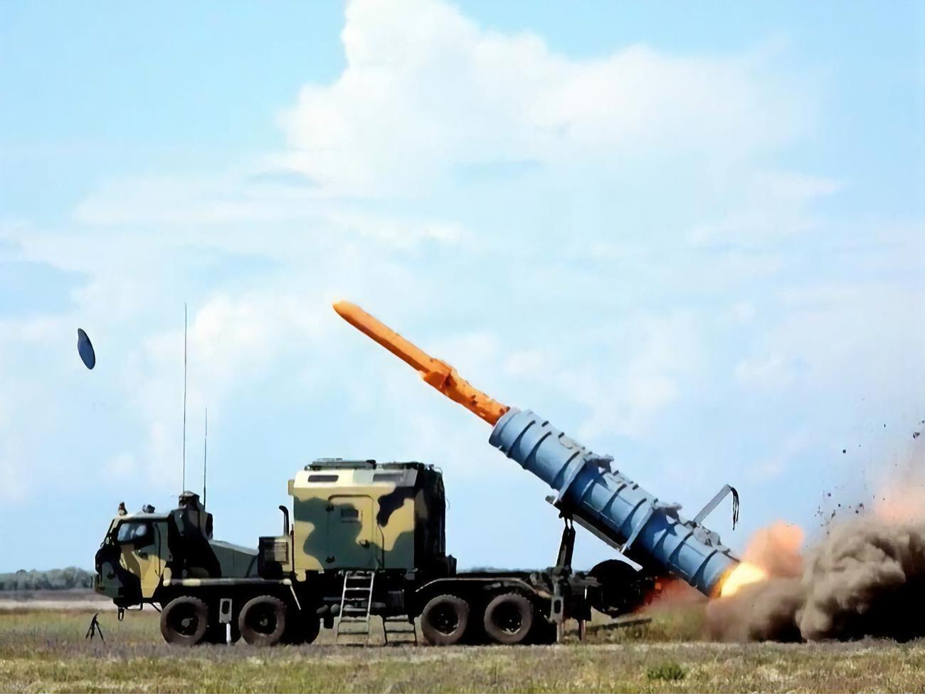 Українську протикорабельну крилату ракету "Нептун", яка підбила "Москву", розробили в київському конструкторському бюро "Луч" у 2010&ndash;2020 роках