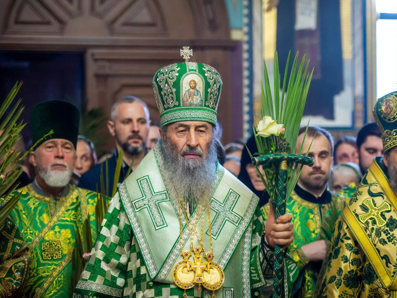 Онуфрий заявлял, что был "де-факто гражданином России", но позже лишился гражданства