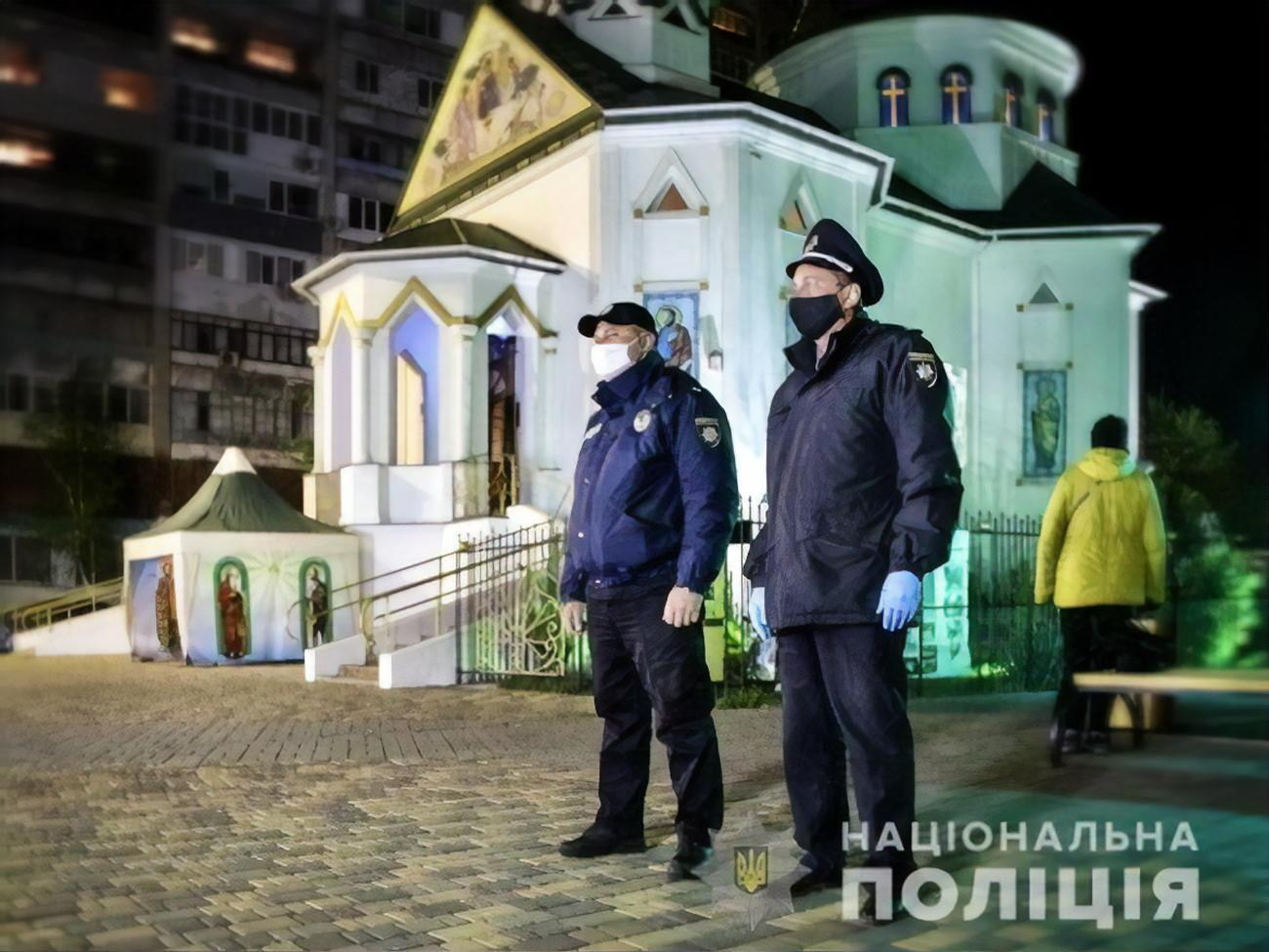 За порядком на Великдень стежитиме 17 тис. поліцейських, а загалом &ndash; 20 тис. правоохоронців, повідомили в Нацполіції