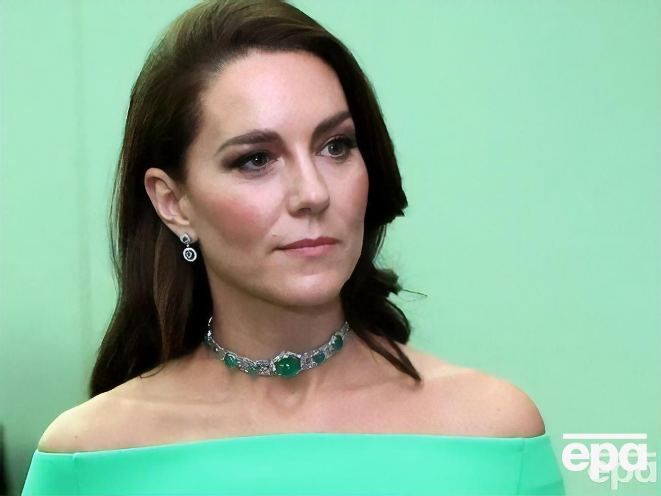 По словам британского визажиста Фогг, брови жены британского принца Уильяма&nbsp;&ndash;&nbsp;одни из лучших, которые ей приходилось видеть за годы работы в индустрии