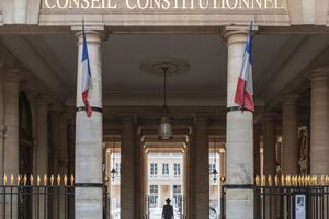 Рада відхилила пропозицію опозиції провести референдум щодо альтернативного пенсійного закону