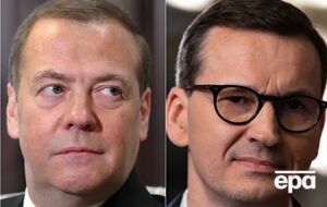 Моравецкий (справа) сказал, что РФ "очень быстро" проиграет в случае войны против НАТО, Медведев назвал его "глупым премьер-министром"