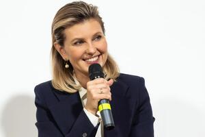 Зеленська зазначила, що заспокоюється у процесі порядкування