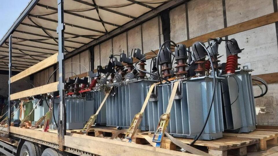 Фінляндія передала Україні 13 вантажів гуманітарної допомоги для потреб енергетики