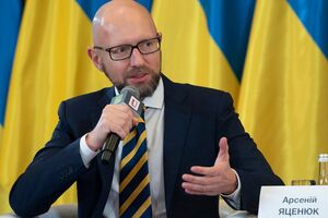 Яценюк: У Вільнюсі повинна бути дуже чітка заява західних союзників про те, що Україна стане членом НАТО