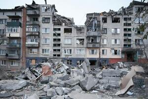 Рятувальні роботи тривають