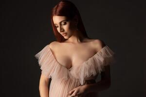 Эмеральд родила дочь 14 апреля