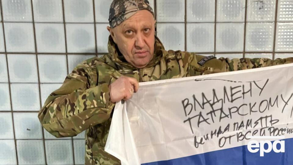 По словам Осечкина, Пригожин приказывает казнить украинских военных для запугивания ВСУ