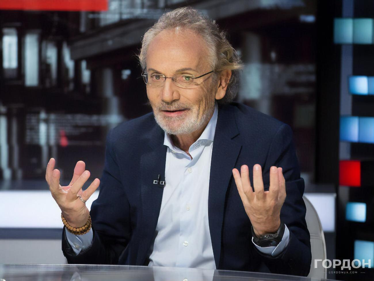 Шустер:&nbsp;Электронная мобилизация, закрытие границ, будут они мордовать людей, убивать где-нибудь в пыточных &ndash; все это Путина не интересует