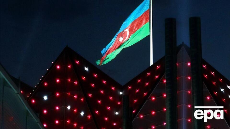 Інцидент із прапором у НОК Азербайджану назвали "варварським актом"