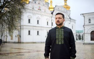 Президент поздравил украинцев с Пасхой