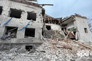 Унаслідок авіаудару окупантів по будівлі психоневрологічного інтернату дістала поранення 70-річна жінка, зазначили в ОГПУ
