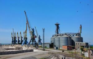 У середині березня в Генштабі ЗСУ повідомляли, що Росія вивозить із порту в Бердянську награбоване українське зерно