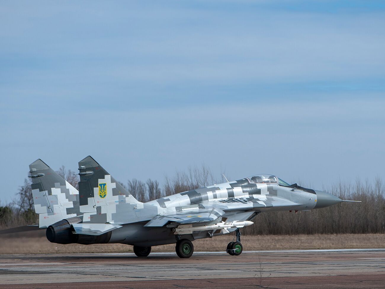 Українські льотчики 16 квітня розбили російський зенітний ракетний комплекс