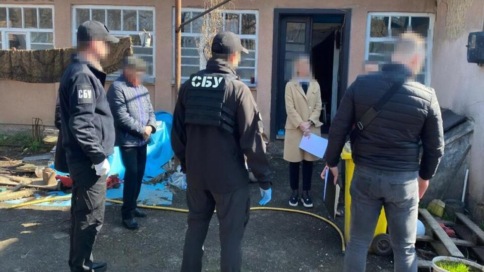 По данным следствия, подозреваемые публично поддерживали российскую вооруженную агрессию против Украины