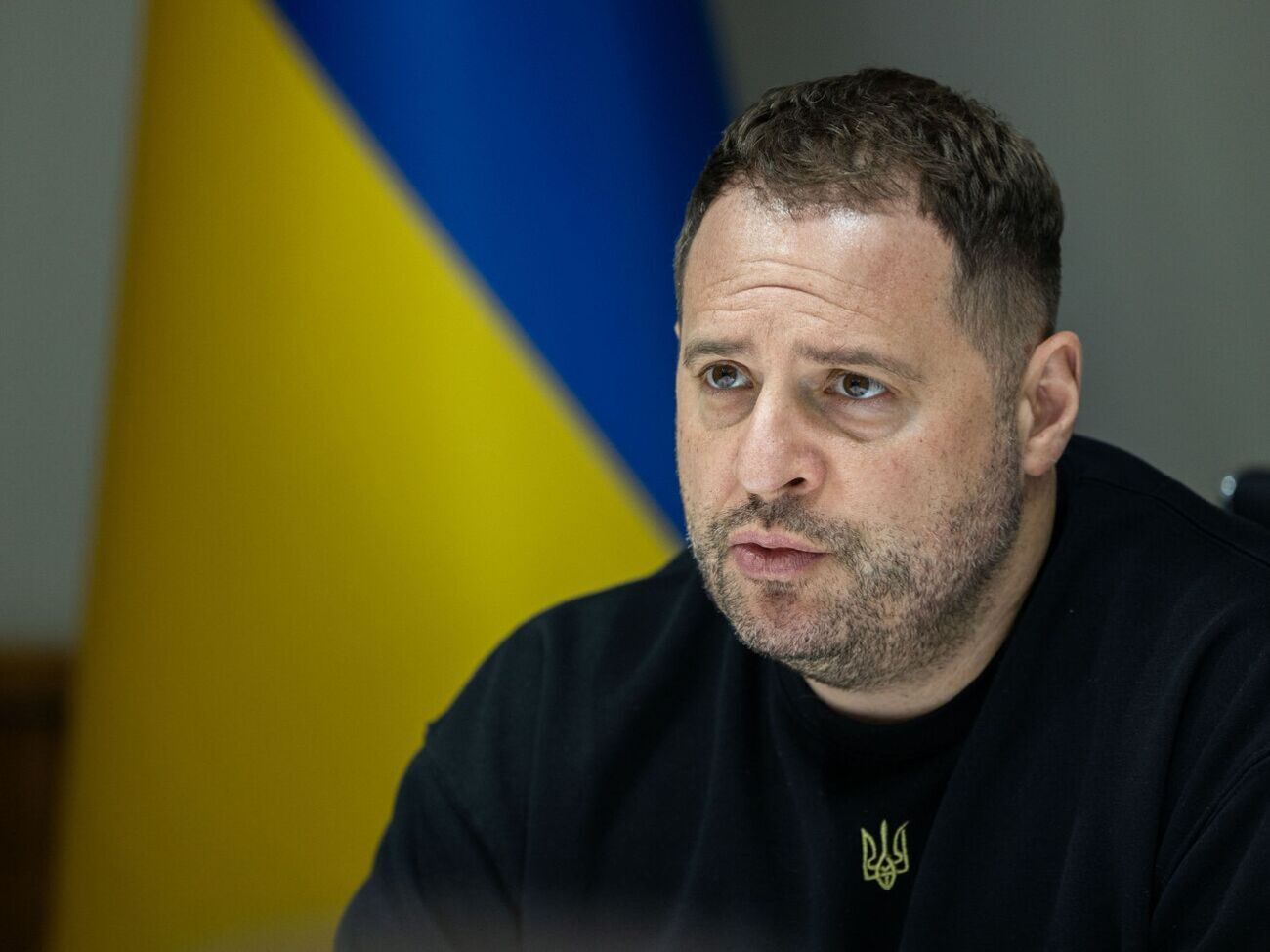 Світ має бачити обличчя Росії, "не боятися, а жорстко бити", зазначив Єрмак