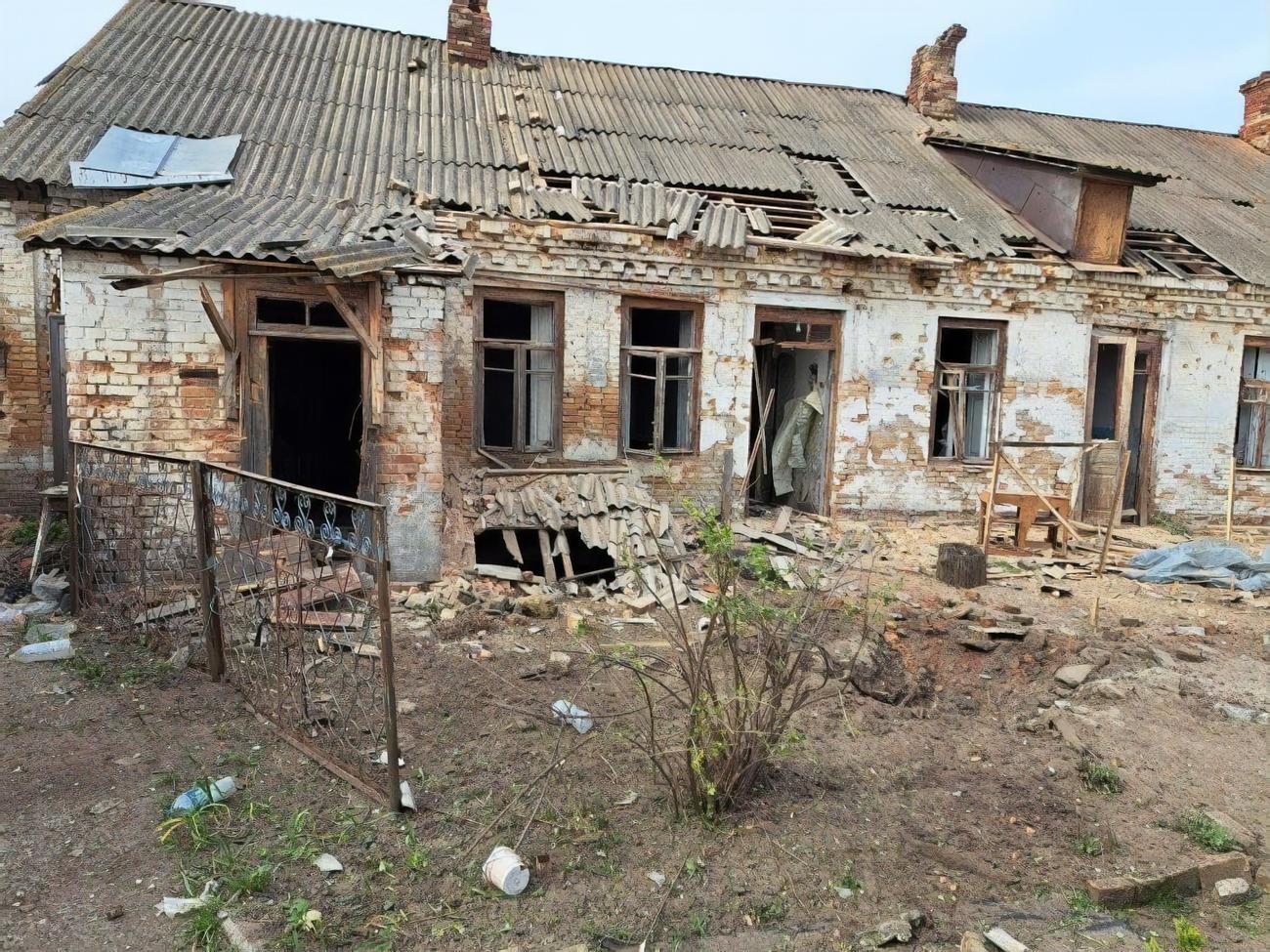 Мер Нікополя показав руйнування внаслідок чергового російського обстрілу