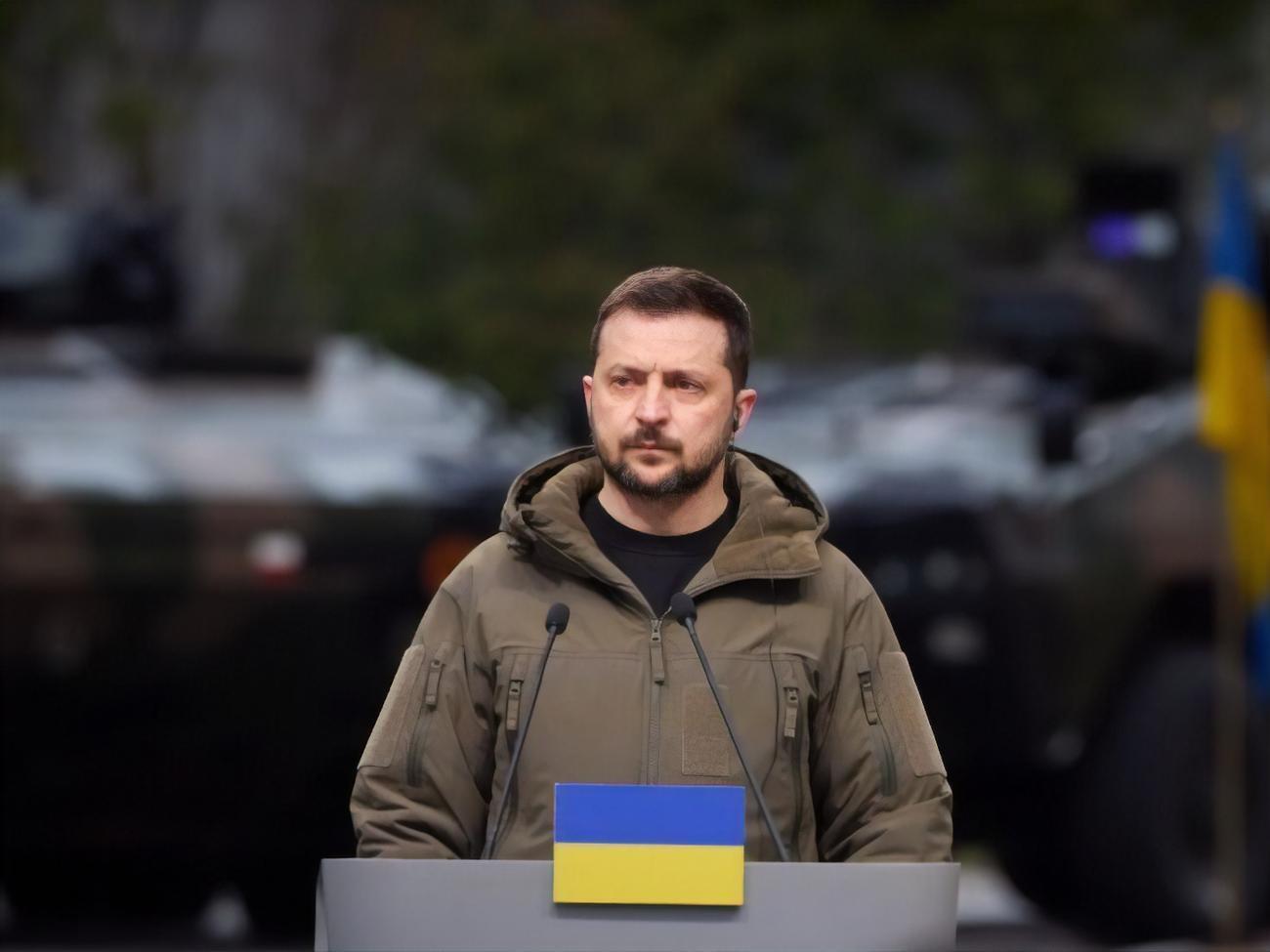 Зеленський заявив про "доволі амбітні" перспективи України на полі бою