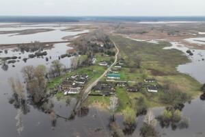 К ликвидации последствий половодья привлечены более 300 спасателей