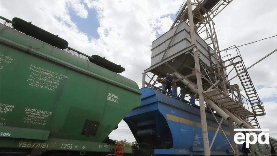 Транзит українських сільськогосподарських товарів через територію Польщі розблокують у ніч на 22 квітня