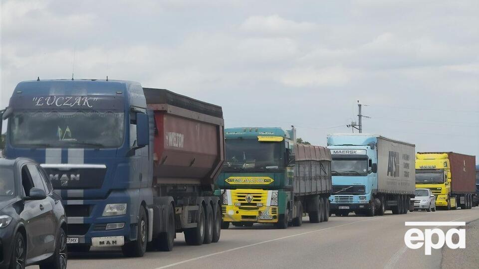 Правительства Украины и Польши договорились о возобновлении транзита с 22 апреля