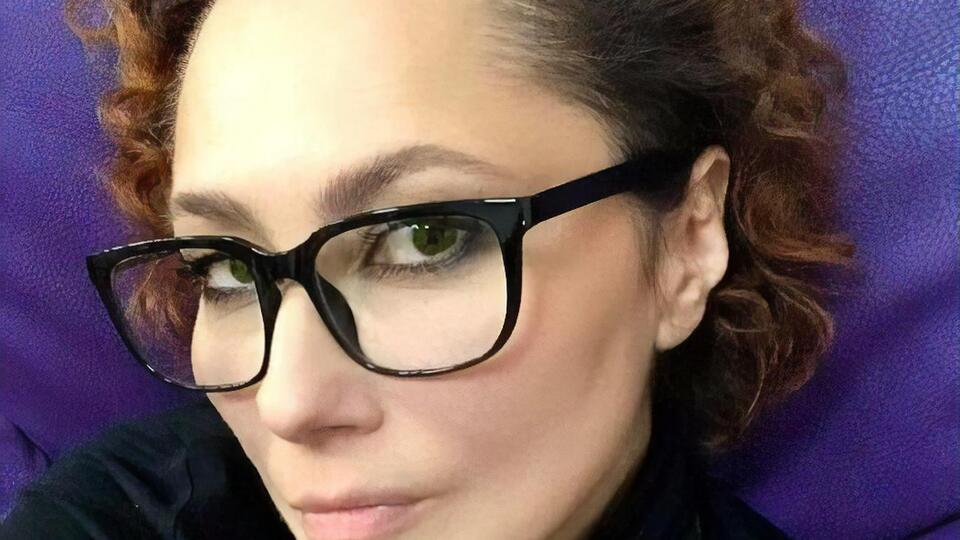 Мозговая: Объятия моего цветочка – это абсолютное счастье