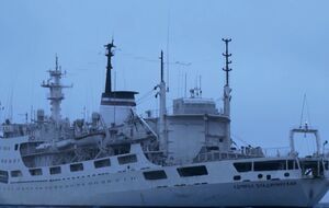 По данным СМИ, одним из российских "кораблей-призраков" является "Адмирал Владимирский"