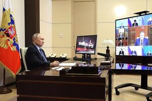 Путин предложил назвать участников молодежного движения "пионерами"