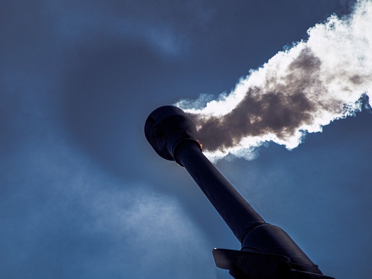 Підрозділи ракетних військ і артилерії ЗСУ уразили два російські склади боєприпасів