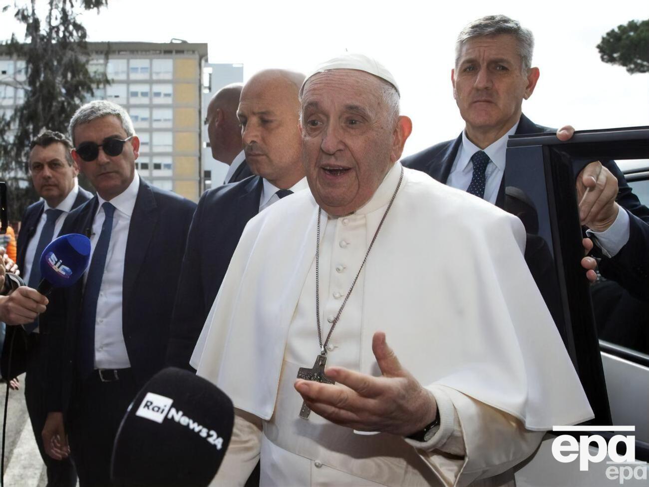 Франциск был госпитализирован 29 марта