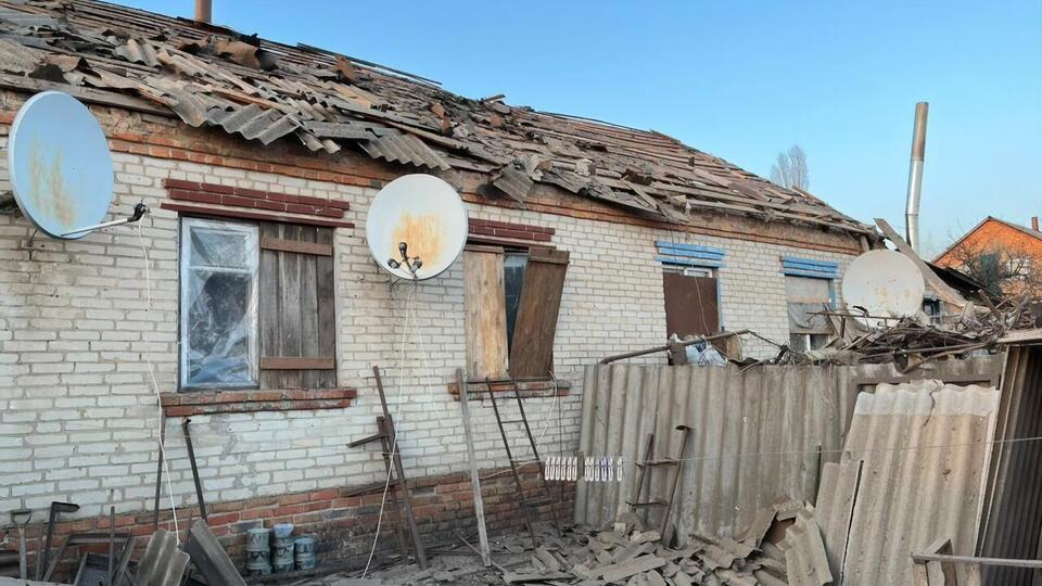В результате обстрелов повреждены жилые дома