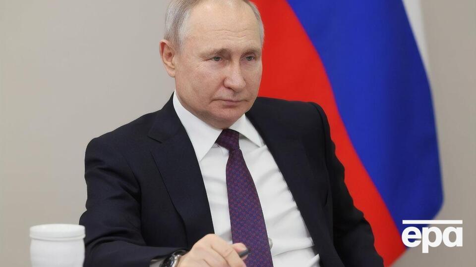Международный уголовный суд в марте выдал ордер на арест Путина