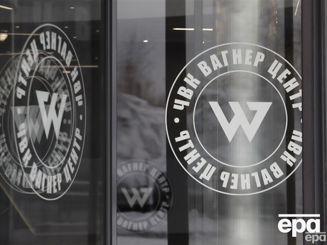 Імовірно, ПВК "Вагнер" тепер "обкатуватиме" найманців на рекеті й підтримці диктаторів в Африці, а потім буде скеровувати на війну в Україні, припускають у ГУР