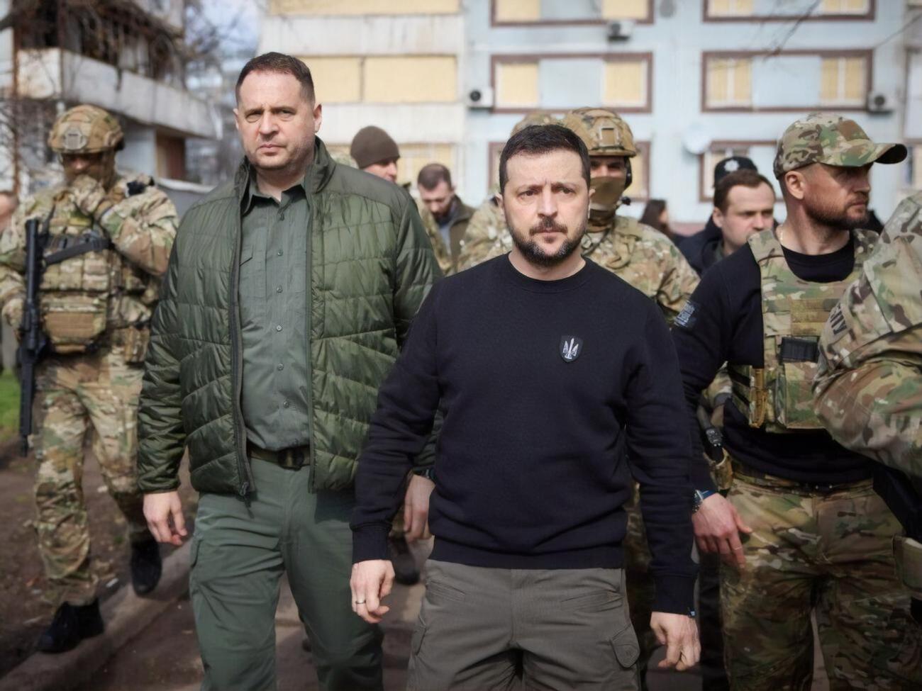Зеленский на прошедшей неделе ездил по разным регионам Украины