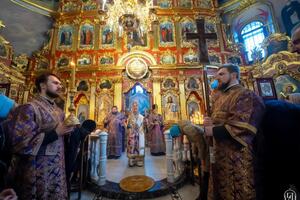 В УПЦ МП заявили, что храм не смог вместить всех желающих