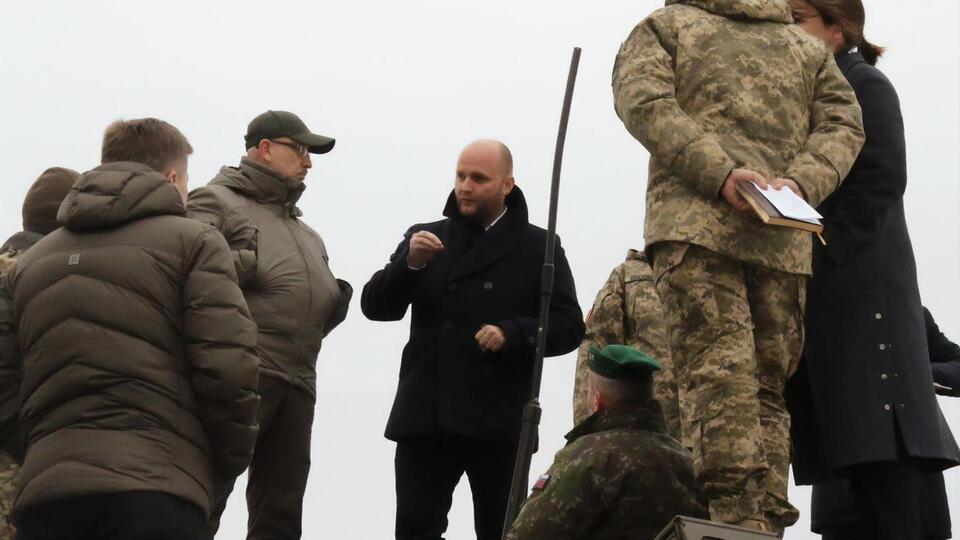 Резніков і Надь поспілкувалися з українськими військовими
