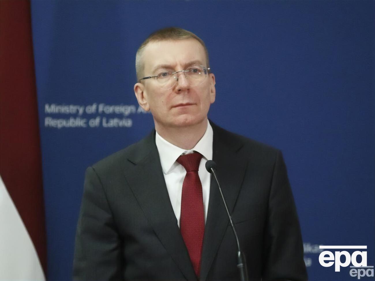 Рінкевичс наголосив, що Білорусь зараз не є суверенною країною, це "частина російського військового округу"