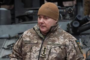 Наєв зазначив, що зенітники збивають дрони-камікадзе і вдень, і вночі