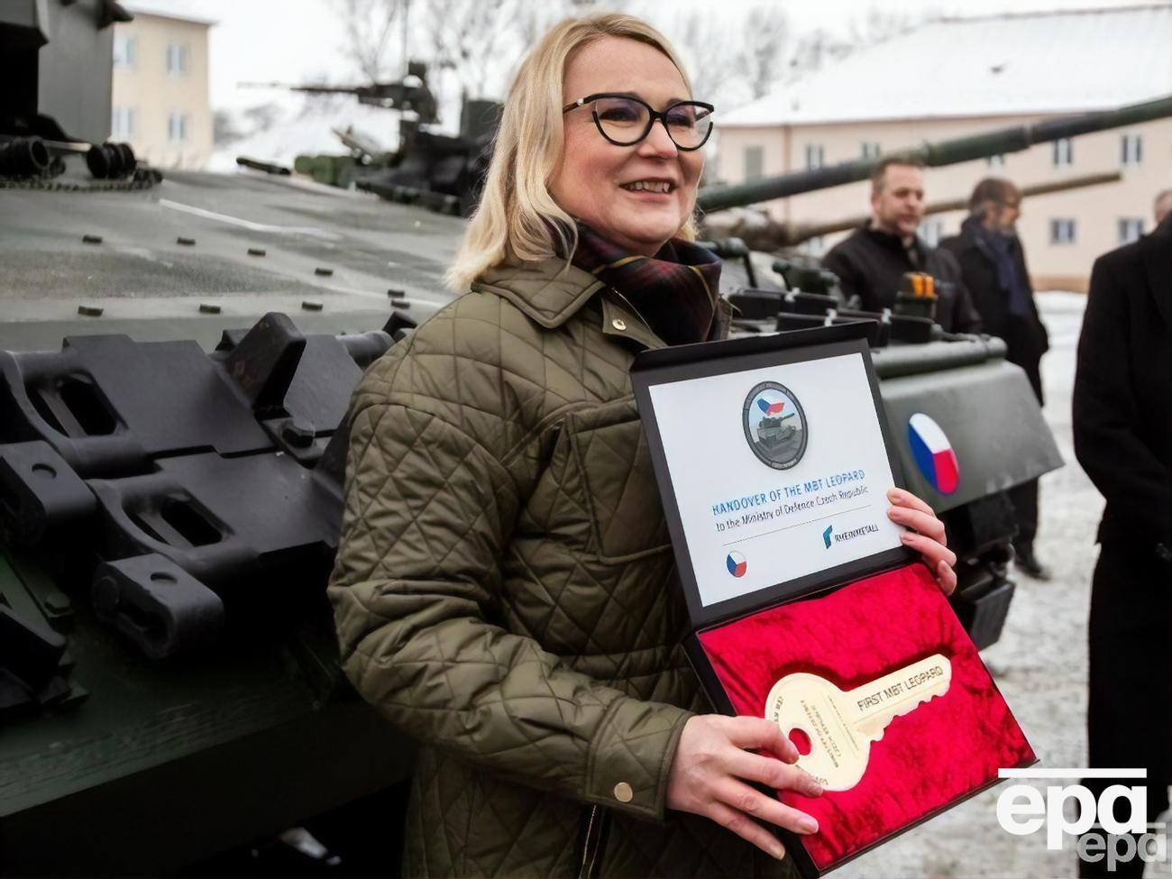 Чернохова вважає логічним доправлення зброї в Україну