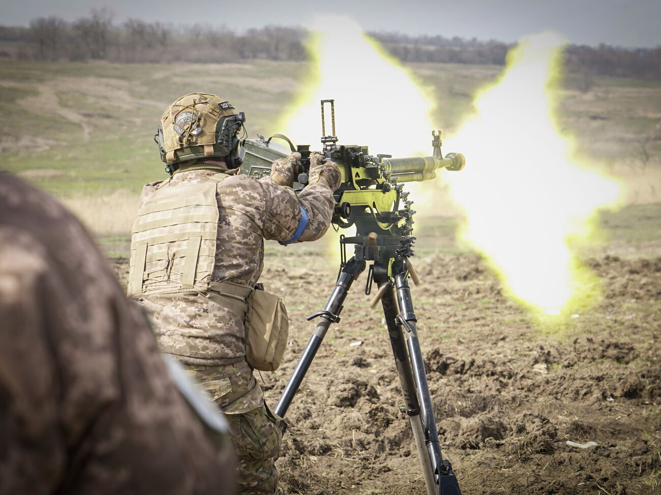 Українські військові відбивають атаки окупантів, знищують загарбників і їхню техніку