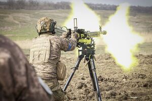 Українські військові відбивають атаки окупантів, знищують загарбників і їхню техніку