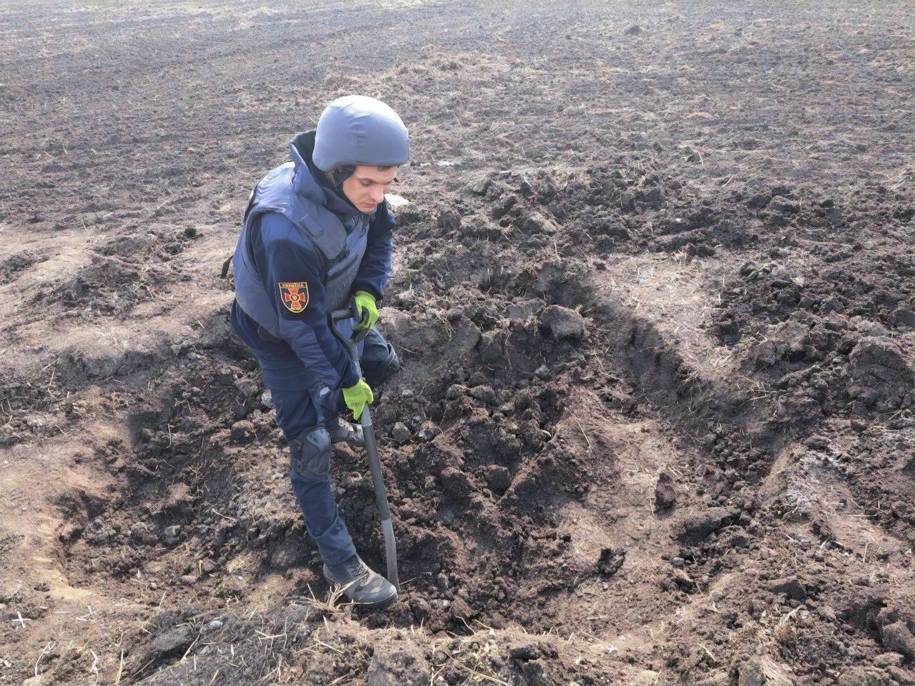 В результате российской агрессии около 30% территории Украины загрязнено взрывоопасными предметами