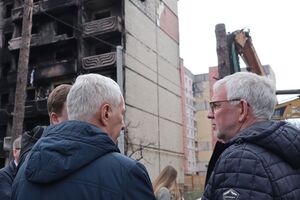Фласбарт (праворуч) був в Україні із дводенним візитом і провів низку зустрічей, присвячених повоєнному відновленню країни