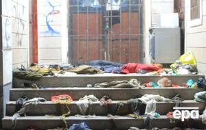 Тиснява сталася у вузькому проході біля школи