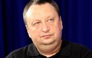 Ягун: Очень много людей пришло, у которых в КГБ были очень близкие родственники либо еще кто-то. И этот дух КГБ вроде как выветрился, а вроде и нет