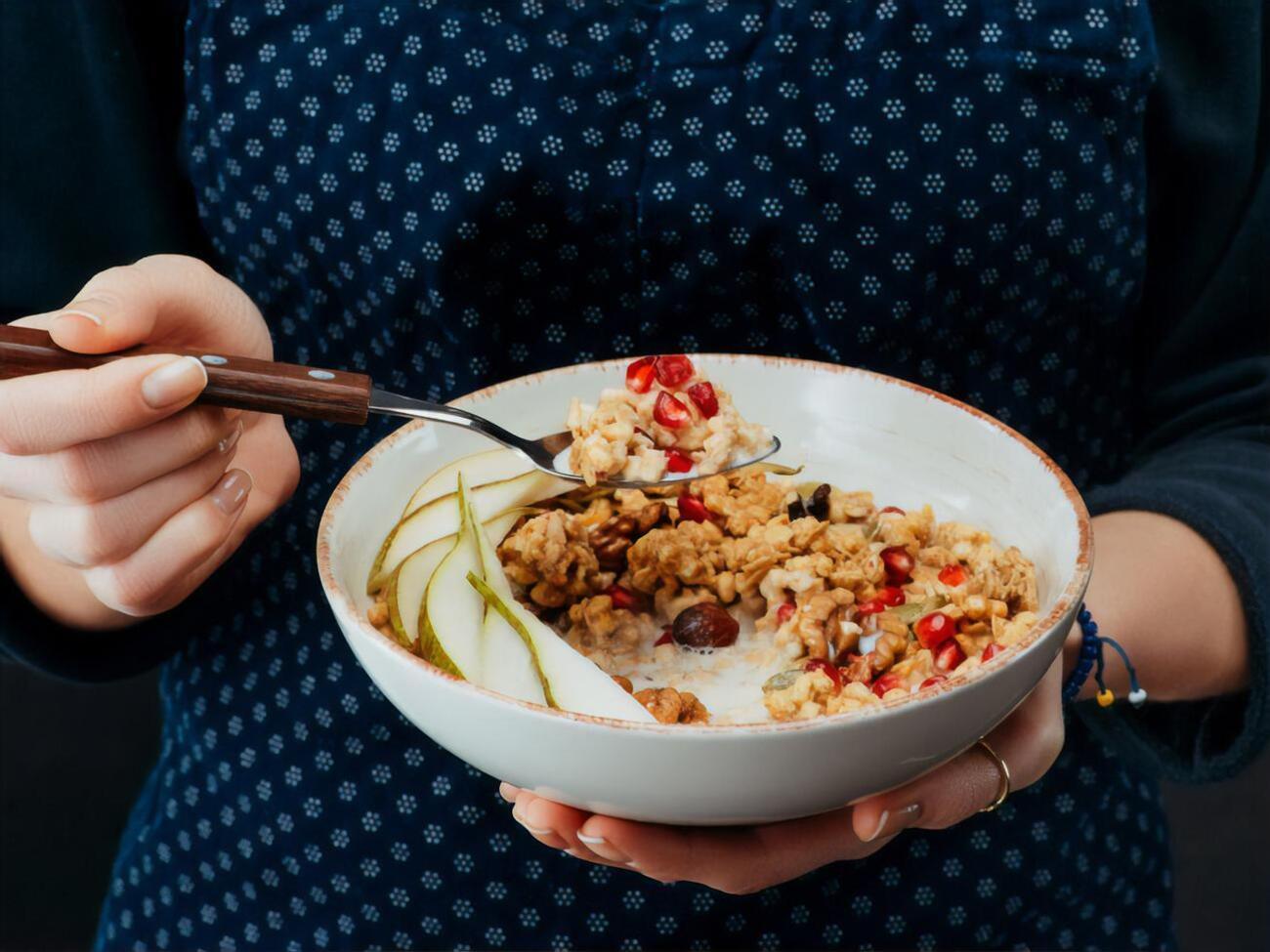 Кашу можна збагатити фруктами й горіхами