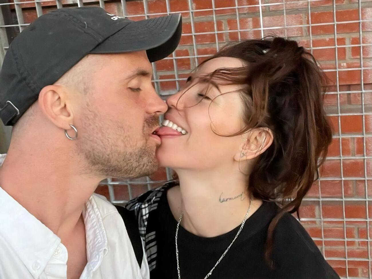 Про роман Дорофєєвої й Кацуріна стало відомо в березні 2022 року