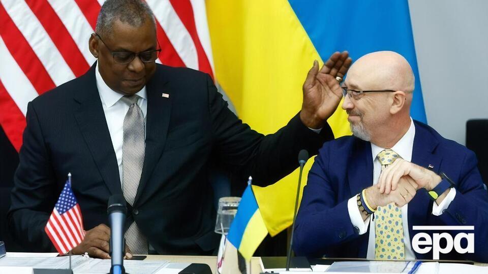 17 квітня Резніков і Остін у телефонній розмові обговорили пріоритети майбутньої зустрічі