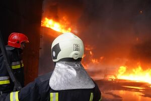 Пожары в Полтавской и Винницкой областях после попаданий дронов этой ночью тушили более 150 спасателей